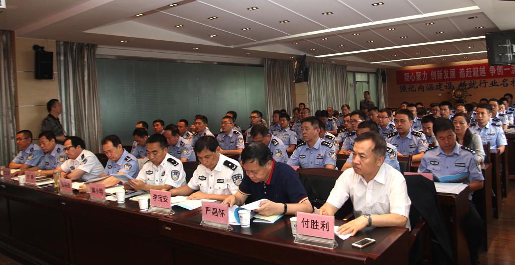 陕西益秦集团公司“服装技术与管理”培训班在我院顺利开班